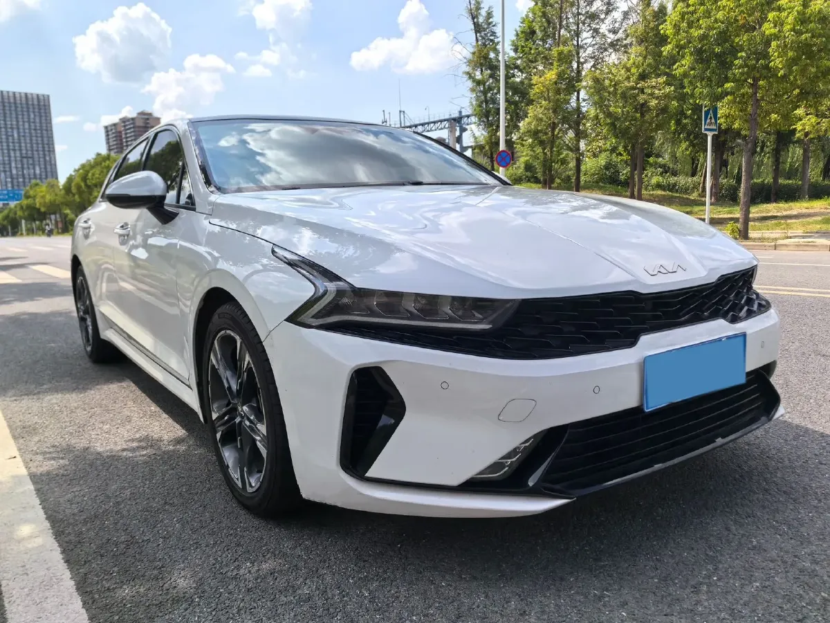 2021 Kia K5 1.5T 170HP L4 7DCT,autocango,china used car exporter,china ev exporter,chinese used car exporter,chinese used ev exporter