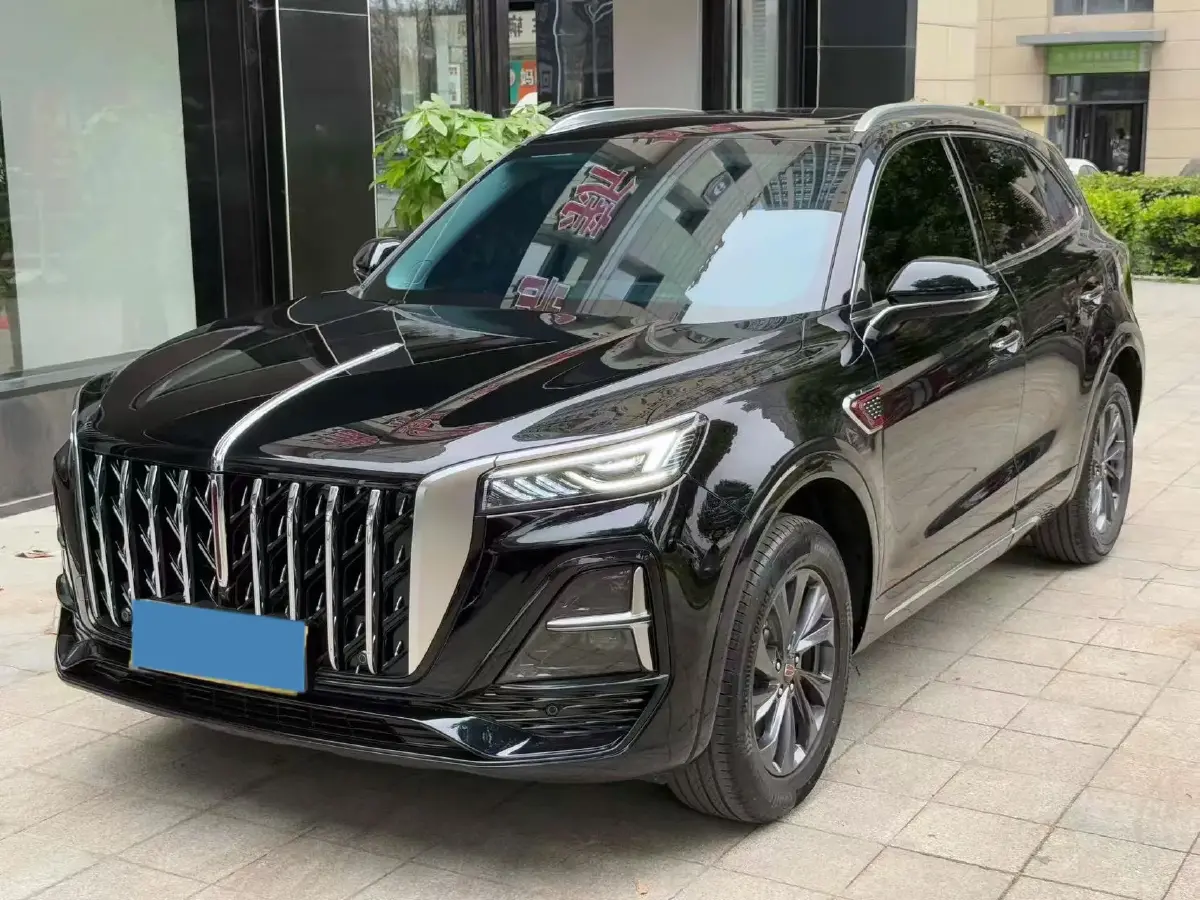 2025 HongQi HS5 2.0T 252HP L4 8AT