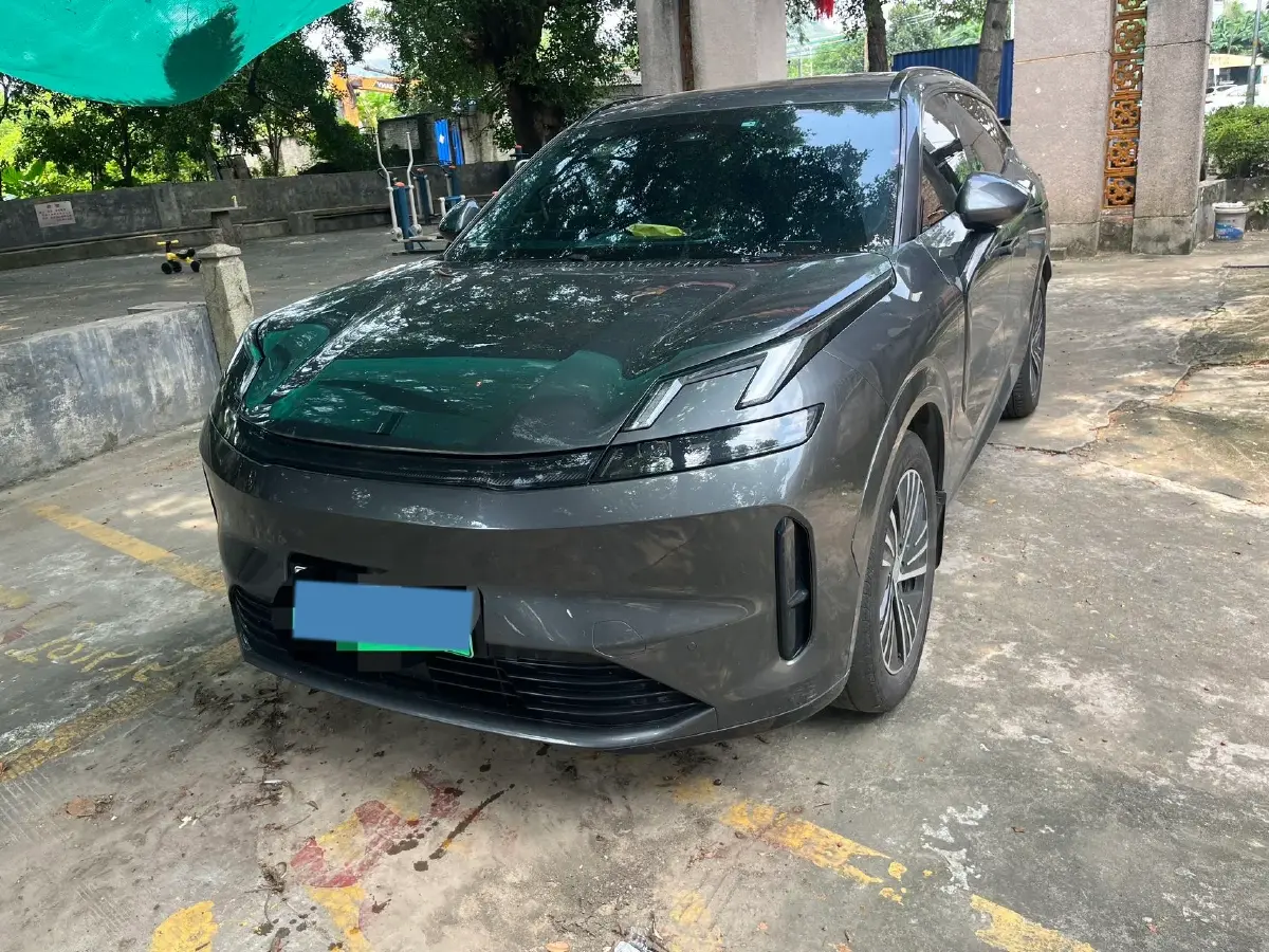 2023 LYNK&CO 08 EM-P 1.5T 163HP L4 3DHT PHEV 39.8KWH