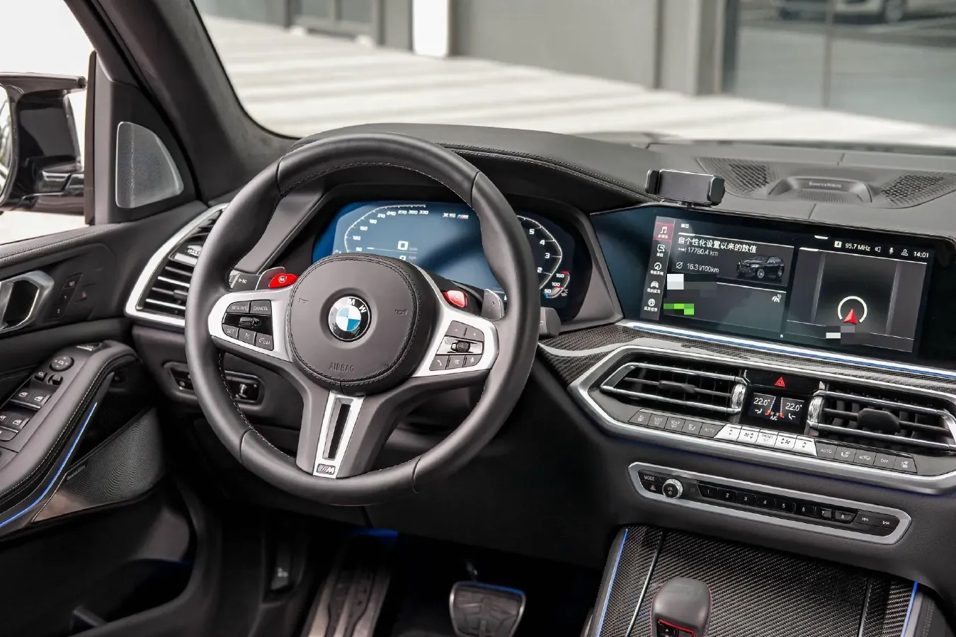 2022 BMW X5 M 4.4T 600HP V8 8AT,autocango,china used car exporter,china ev exporter,chinese used car exporter,chinese used ev exporter