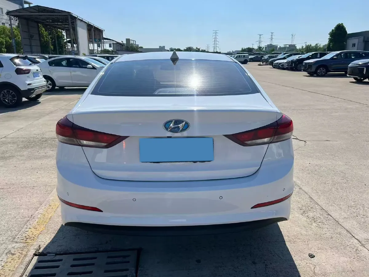 2016 Hyundai Elantra 1.6L 130HP L4 6AT,autocango,china used car exporter,china ev exporter,chinese used car exporter,chinese used ev exporter