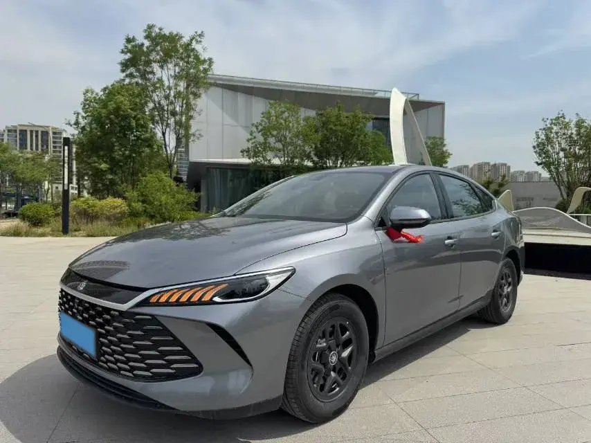 2025 BYD Qin Plus 1.5L 101HP L4 E-CVT PHEV 7.68KWH