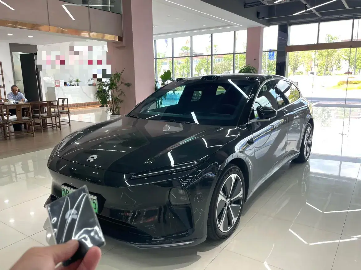 2024 NIO ET5T BEV 75KWH