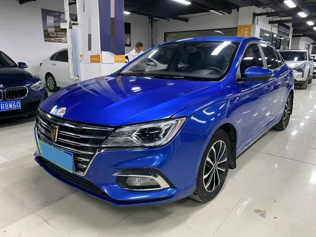 2020 Roewe i5 1.5L 120HP L4 CVT
