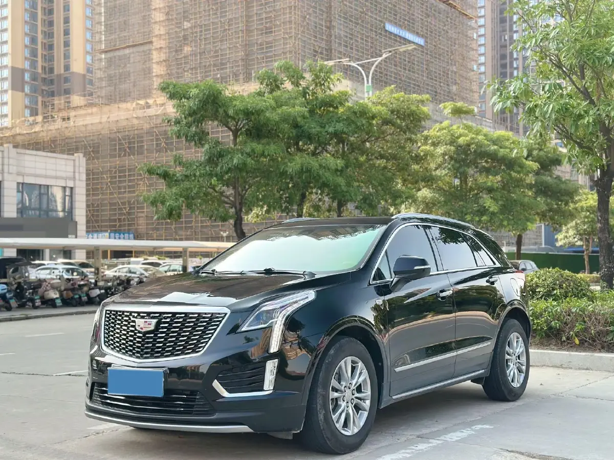 2022 Cadillac XT5 2.0T 237HP L4 9AT