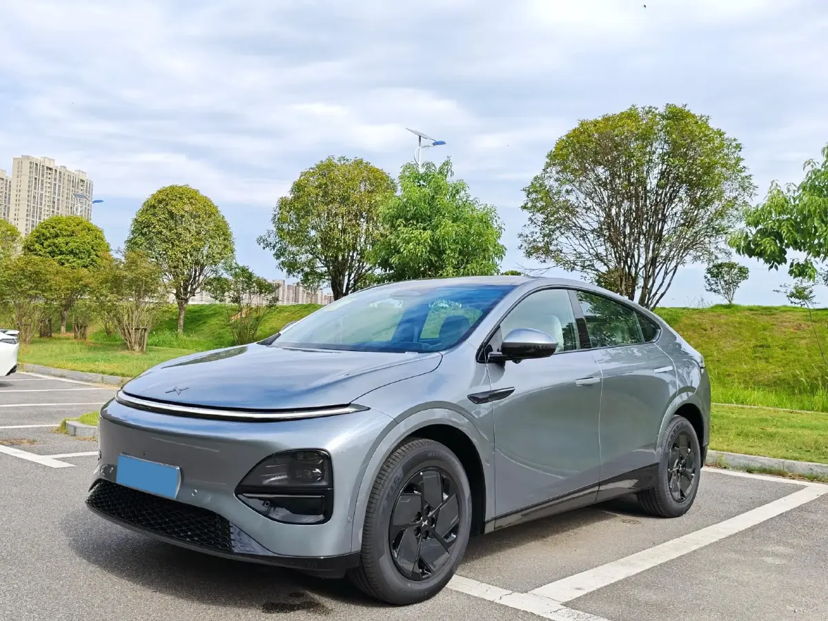 2025 Xpeng G6 BEV 68.5KWH