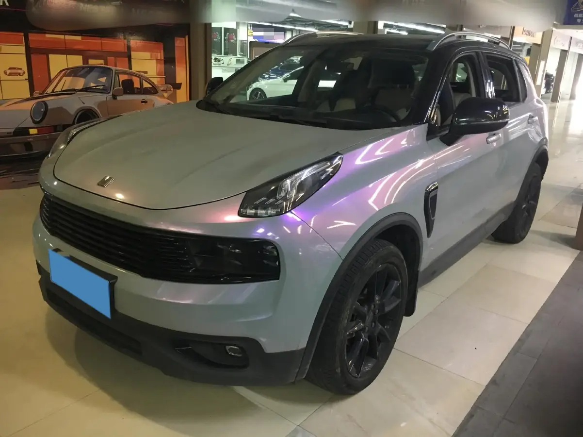 2017 LYNK&CO 01 2.0T 190HP L4 6AT