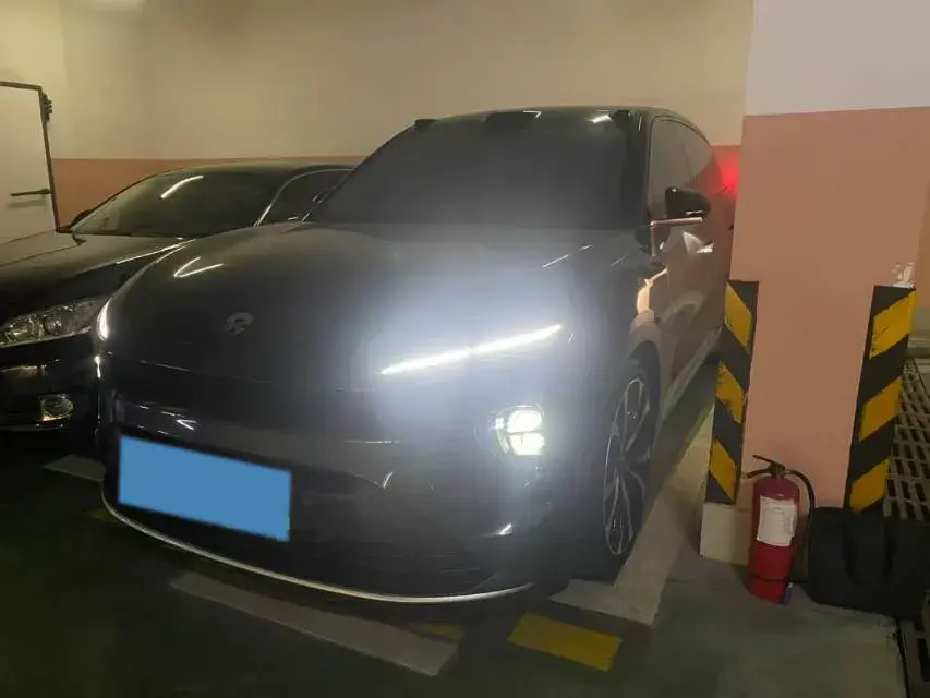 2023 NIO ES8 BEV 75KWH