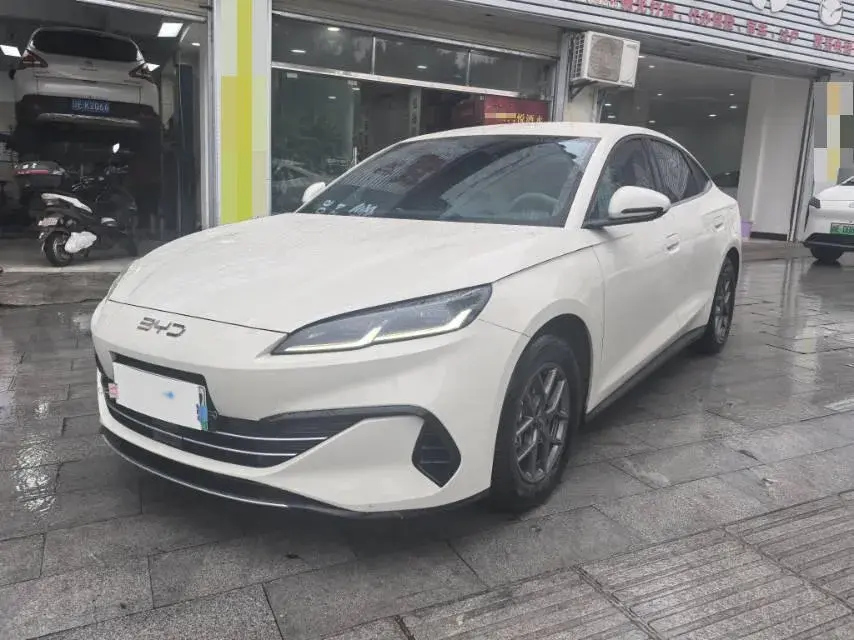 2024 BYD QinL 1.5L 101HP L4 E-CVT PHEV 10.08KWH