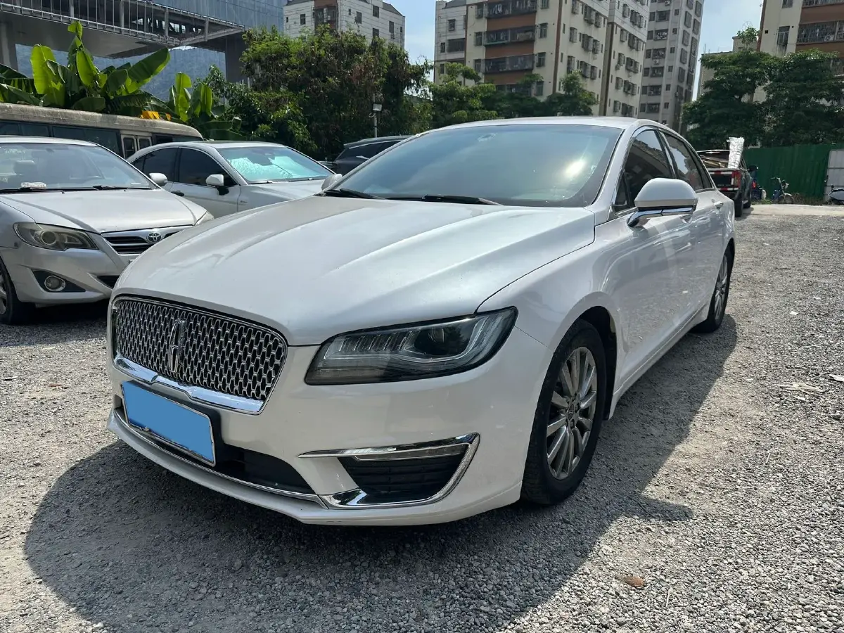 2018 Lincoln MKZ 2.0T 203HP L4 6AT