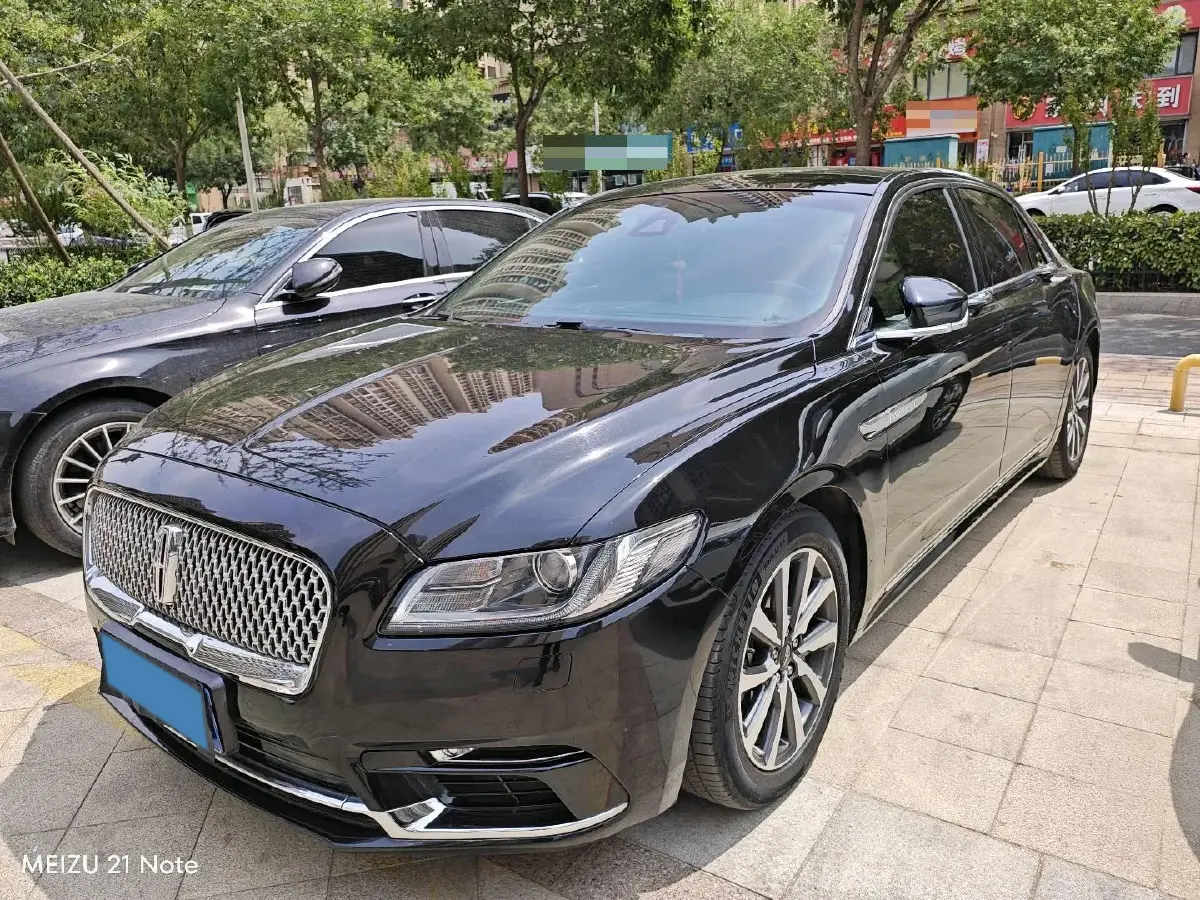2019 Lincoln Continental 2.0T 261HP L4 6AT