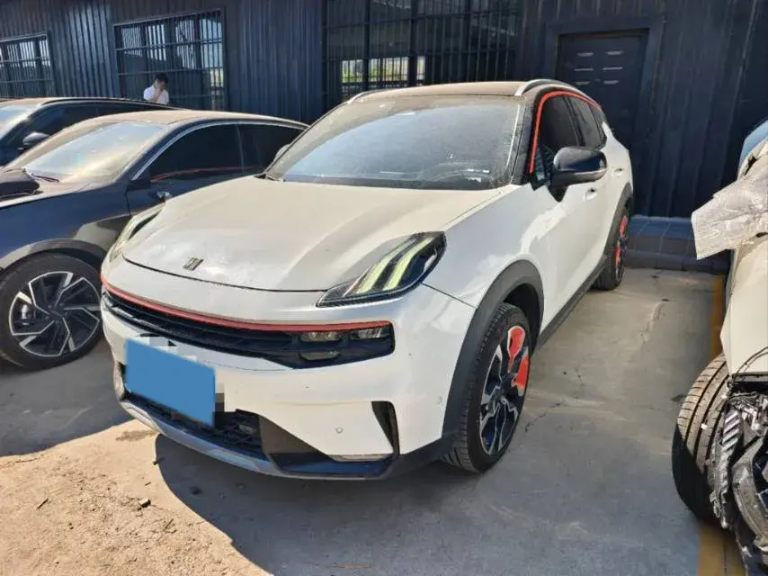 2022 LYNK&CO 06 EM-P 1.5T 177HP L3 7DCT PHEV 15.5KWH