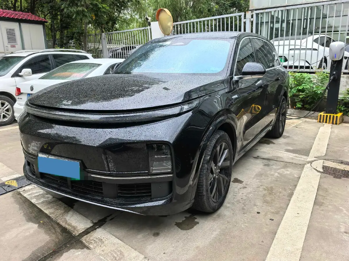 2023 Li L8 Range Extended 154HP REEV 40.9KWH