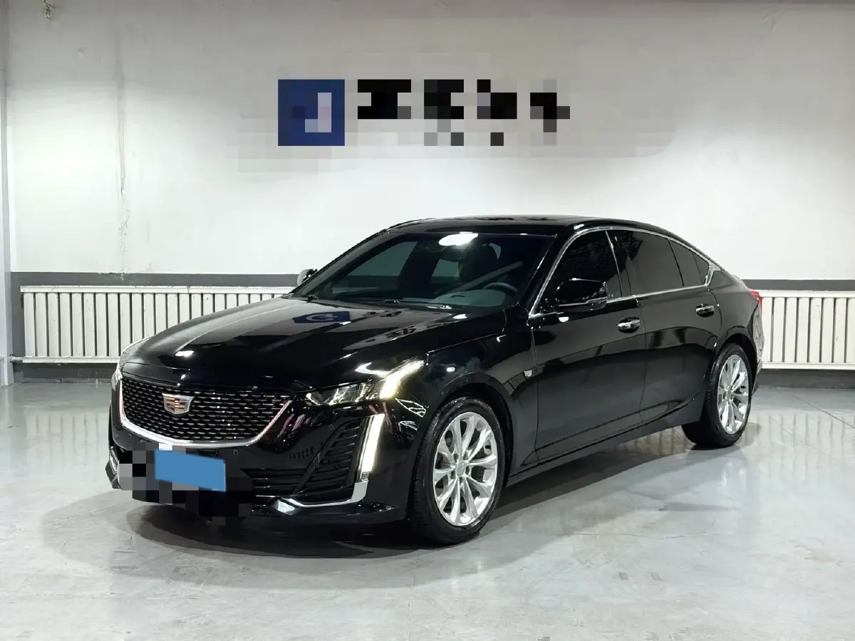 2023 Cadillac CT5 2.0T 237HP L4 10AT