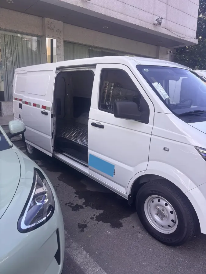 2024 Dongfeng YuFengEM27 BEV 41.472KWH,autocango,china used car exporter,china ev exporter,chinese used car exporter,chinese used ev exporter