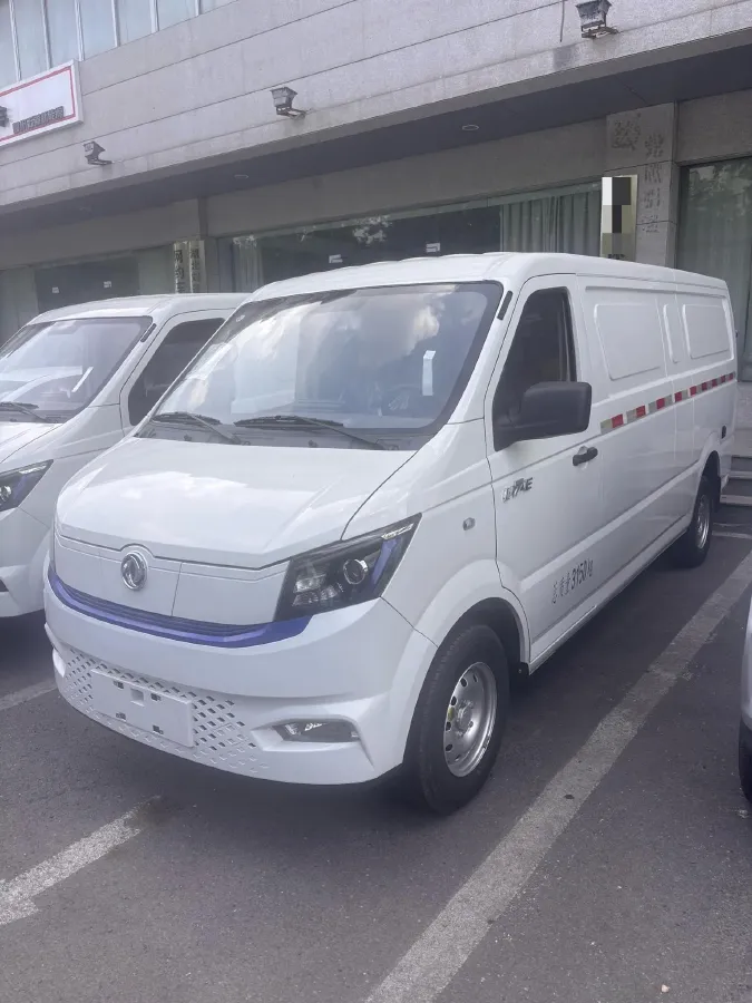 2024 Dongfeng YuFengEM27 BEV 41.472KWH,autocango,china used car exporter,china ev exporter,chinese used car exporter,chinese used ev exporter