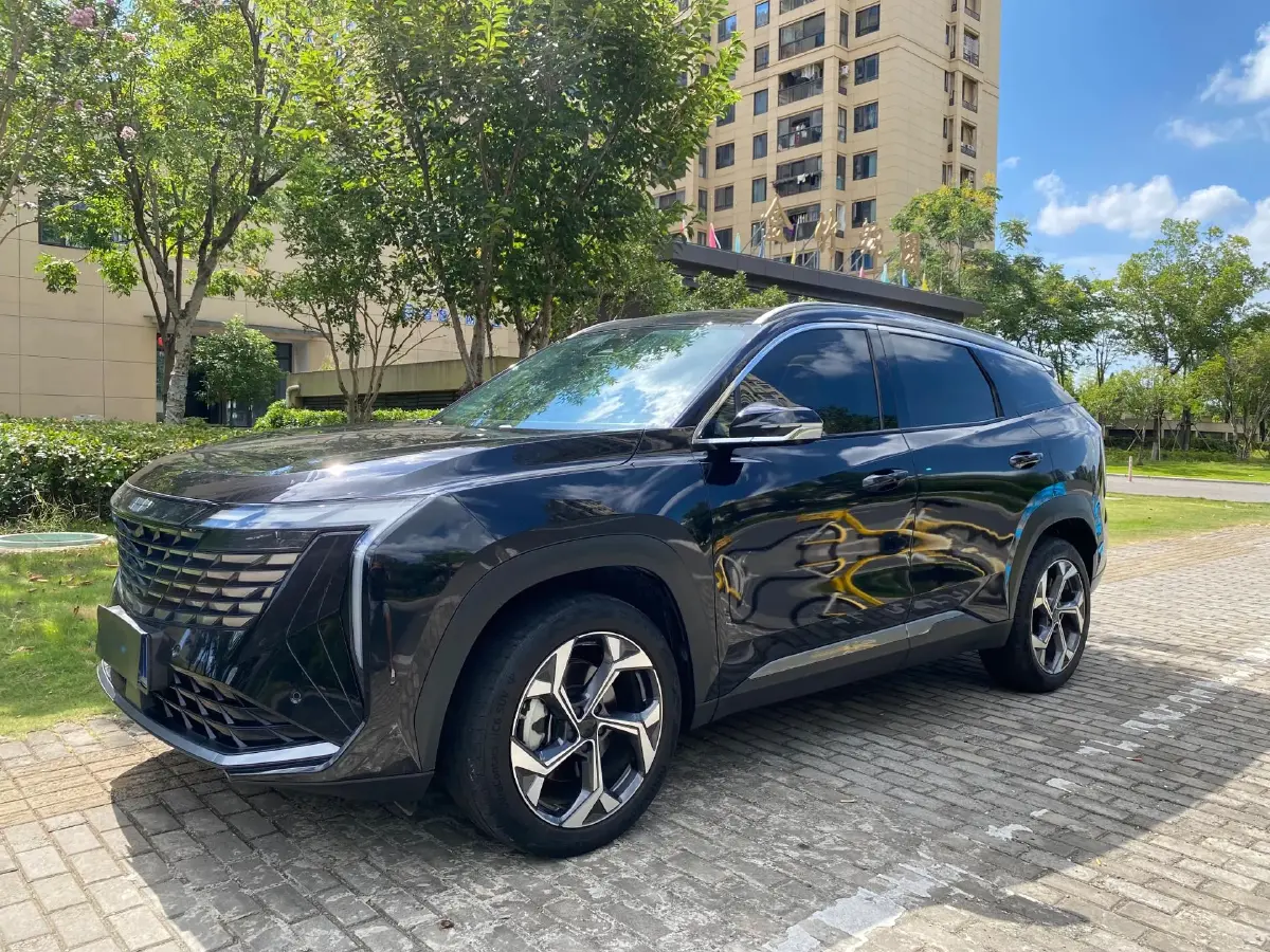 2023 Geely StarRay 1.5T 181HP L4 7DCT