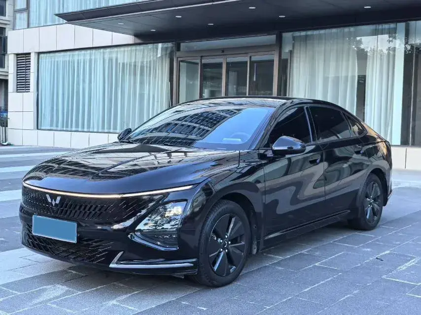 2023 WuLing XingGuang 1.5L 106HP L4 E-CVT PHEV 9.5KWH