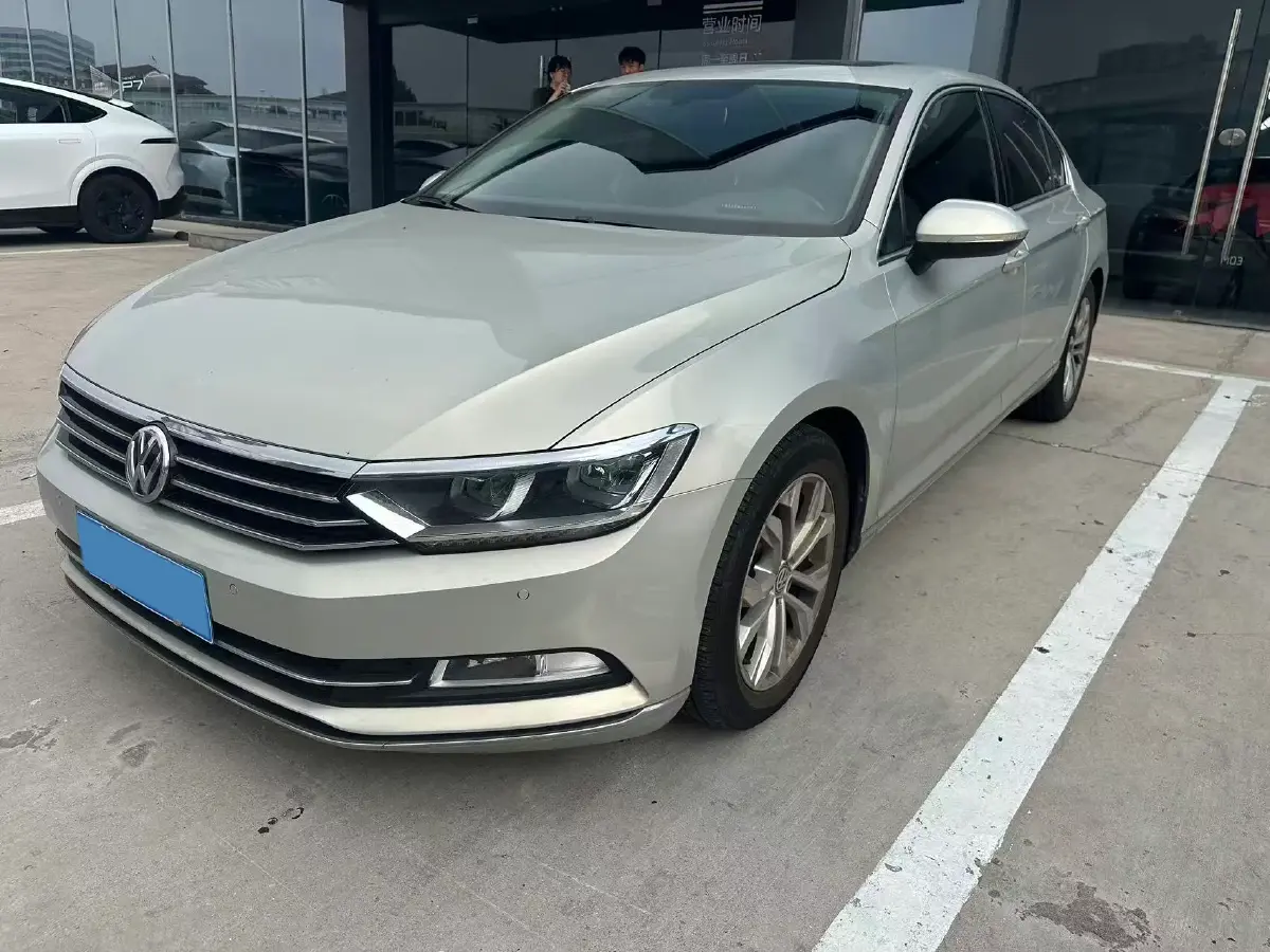 2018 Volkswagen Magotan 1.8T 180HP L4 7DCT