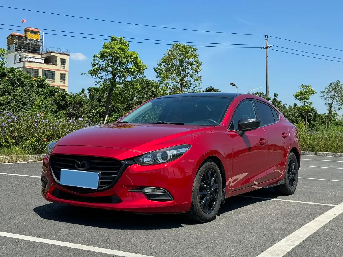 2017 Mazda 3 Axela 1.5L 117HP L4 6AT