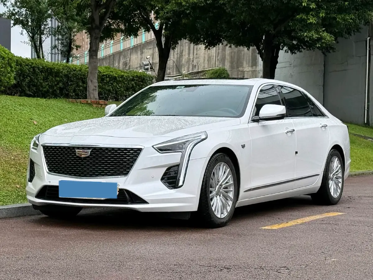 2022 Cadillac CT6 2.0T 237HP L4 10AT