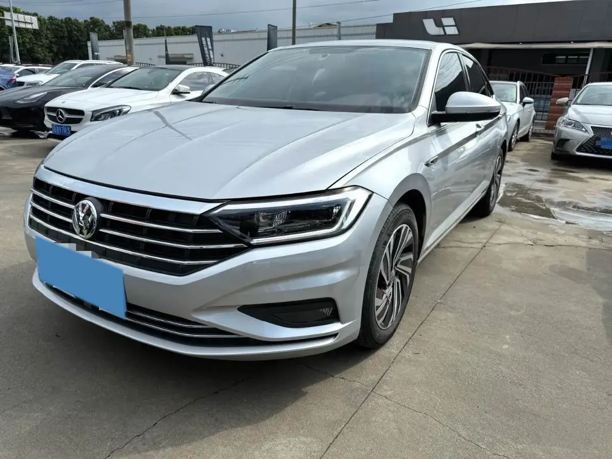 2021 Volkswagen Sagitar 1.4T 150HP L4 7DCT