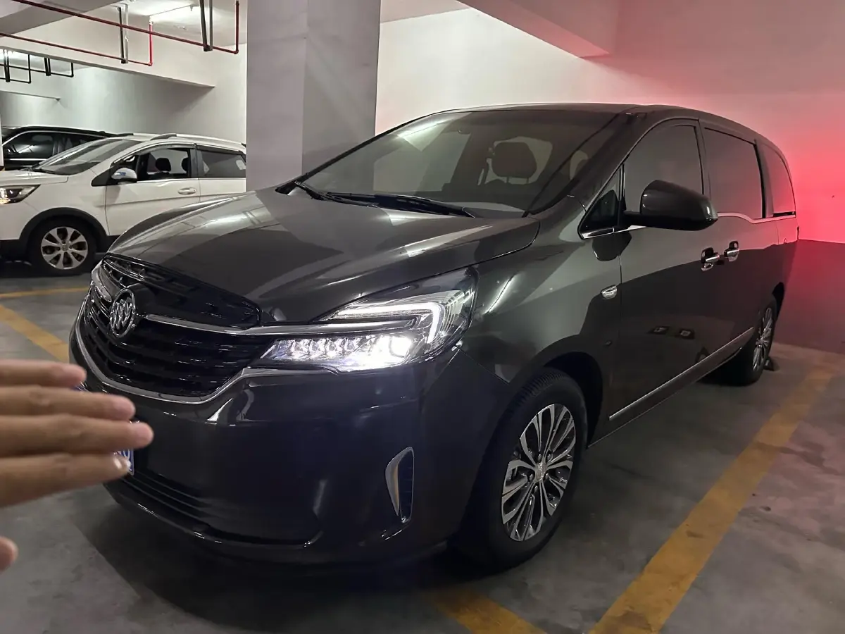 2021 Buick GL8 2.0T 237HP L4 9AT