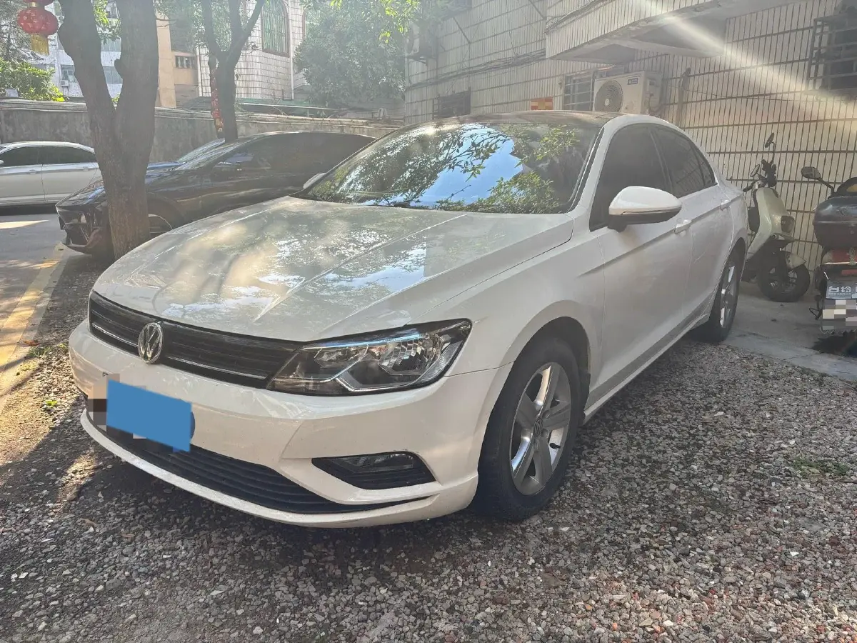 2018 Volkswagen Lamando 1.4T 131HP L4 7DCT