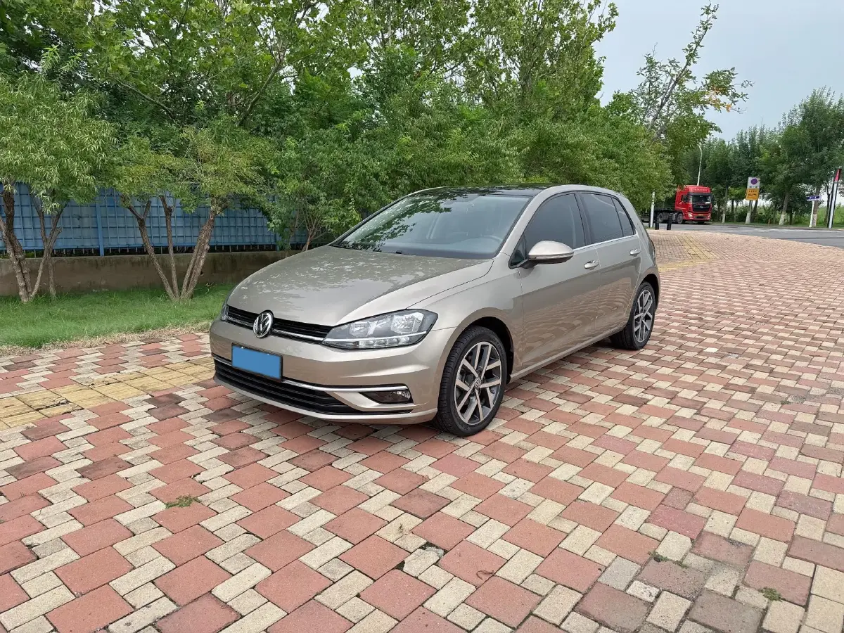 2018 Volkswagen Golf 1.4T 131HP L4 7DCT