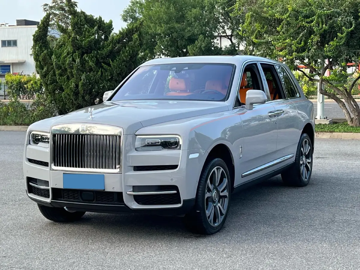 2024 Rolls-Royce Cullinan 6.7T 571HP V12 8AT