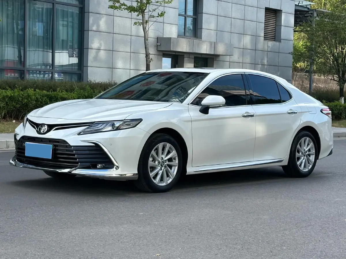 2023 Toyota Camry 2.0L 177HP L4 CVT