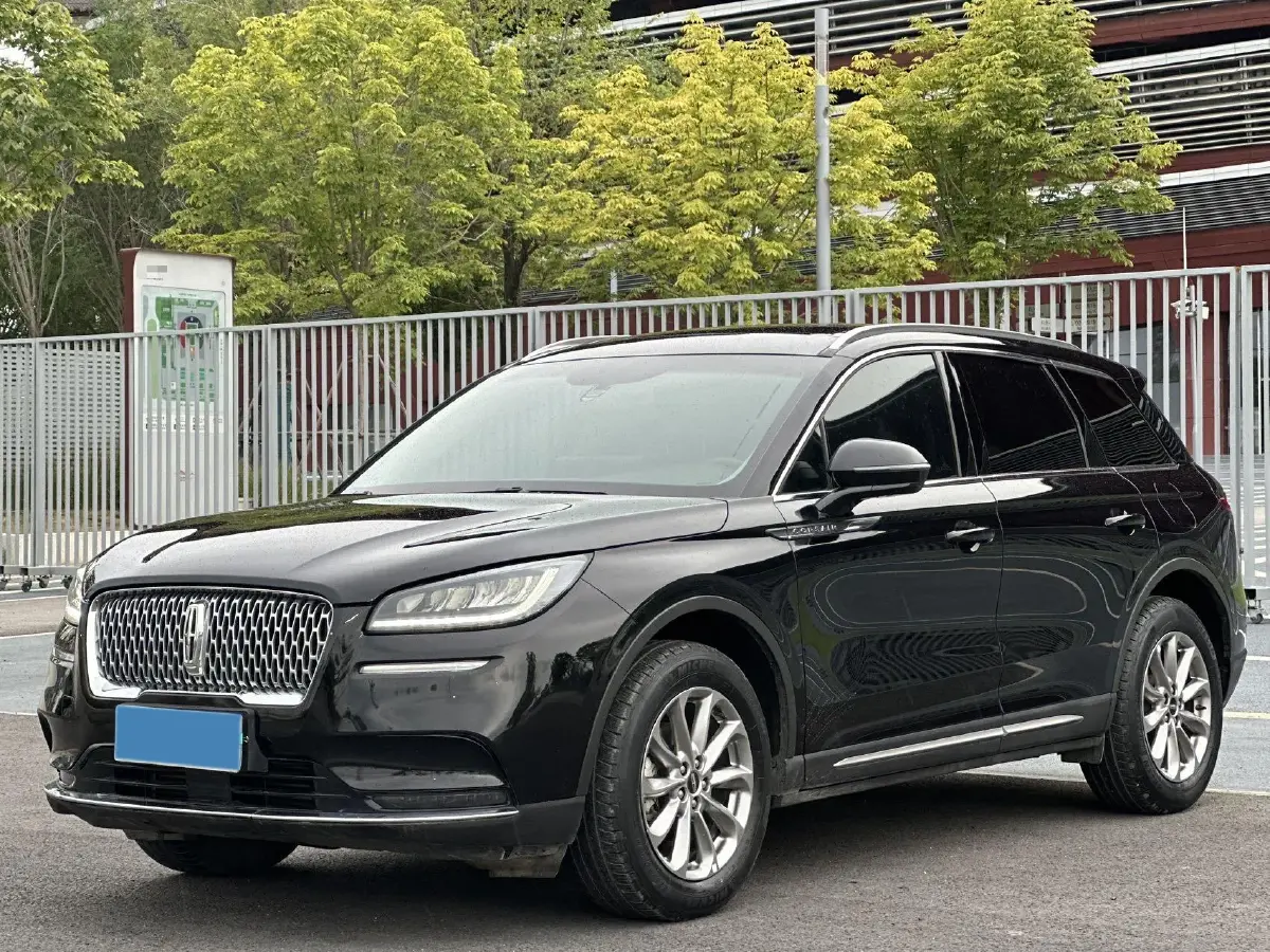 2020 Lincoln Corsair 2.0T 245HP L4 8AT