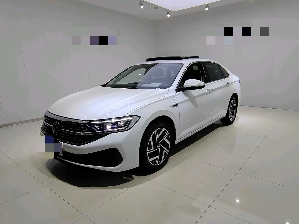 2025 Volkswagen Sagitar 1.5T 160HP L4 7DCT