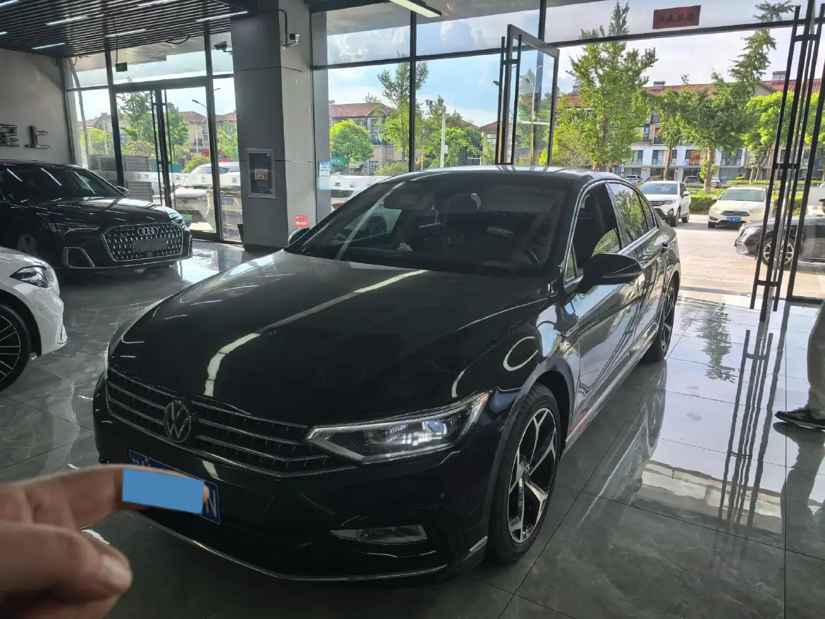 2023 Volkswagen Magotan 2.0T 186HP L4 7DCT