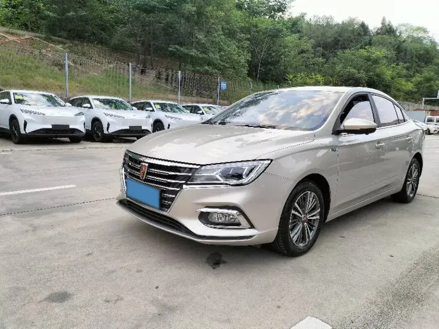 2019 Roewe i5 1.5L 120HP L4 CVT
