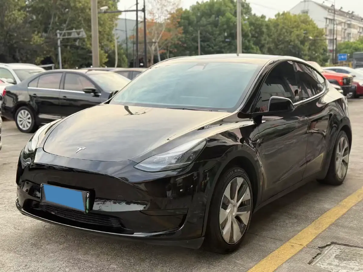2022 Tesla Model Y BEV 60KWH