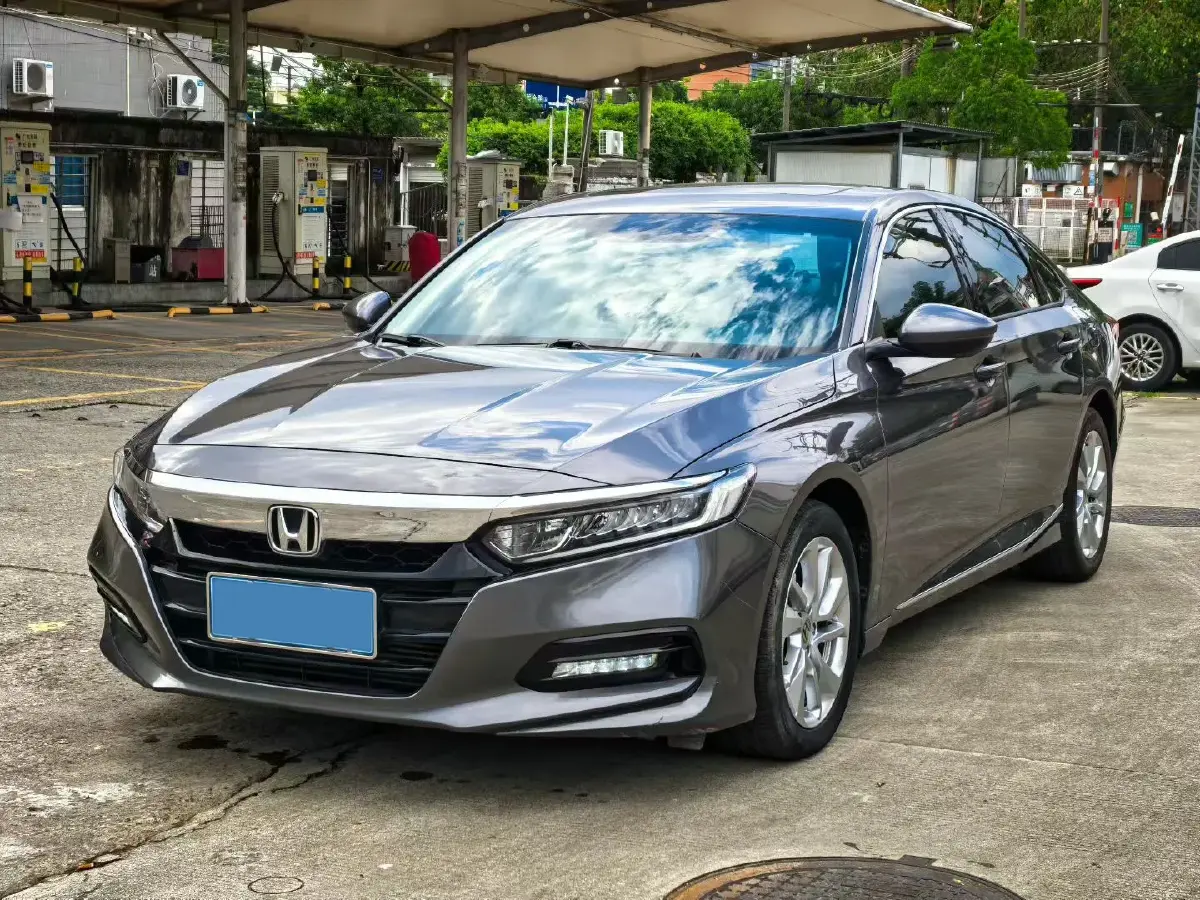 2018 Honda Accord 1.5T 194HP L4 CVT