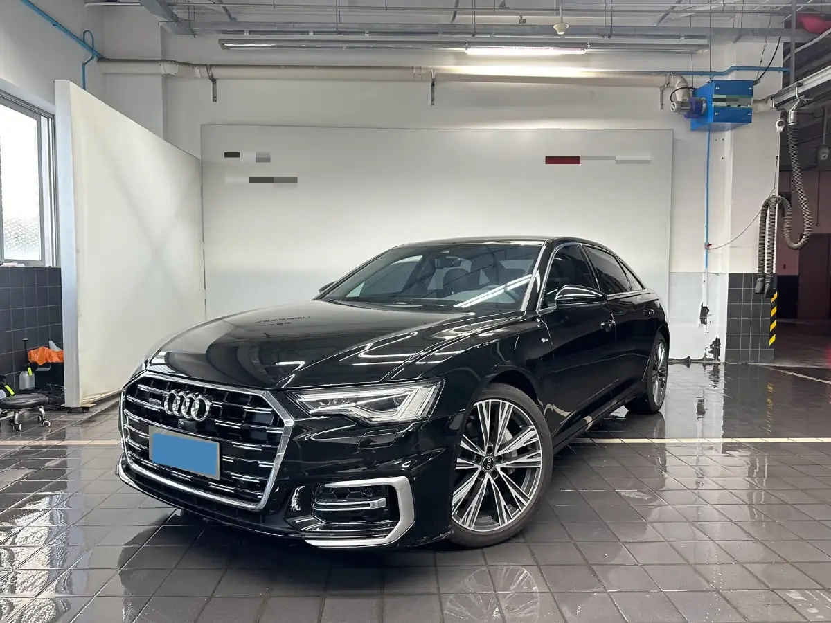 2024 Audi A6L 2.0T 245HP L4 7DCT