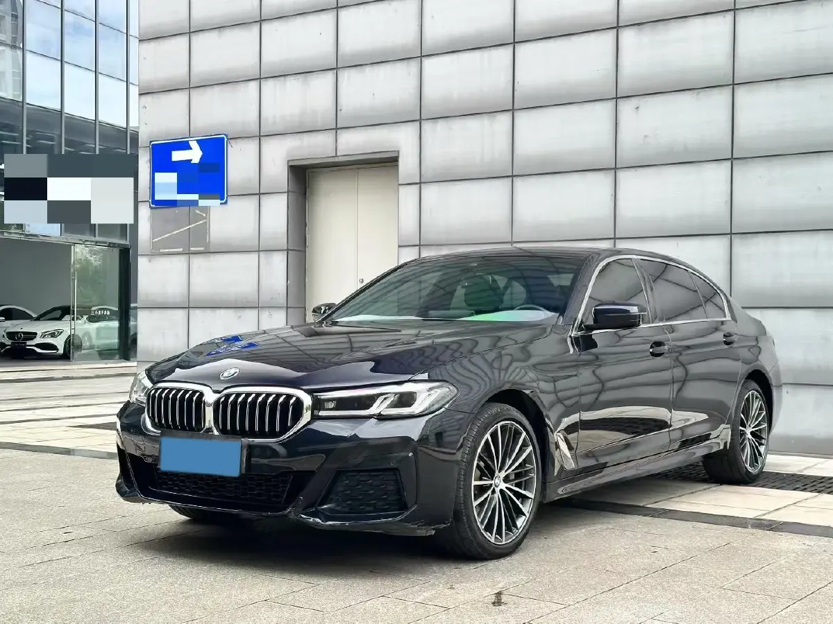 2023 BMW 5 Series 2.0T 245HP L4 8AT