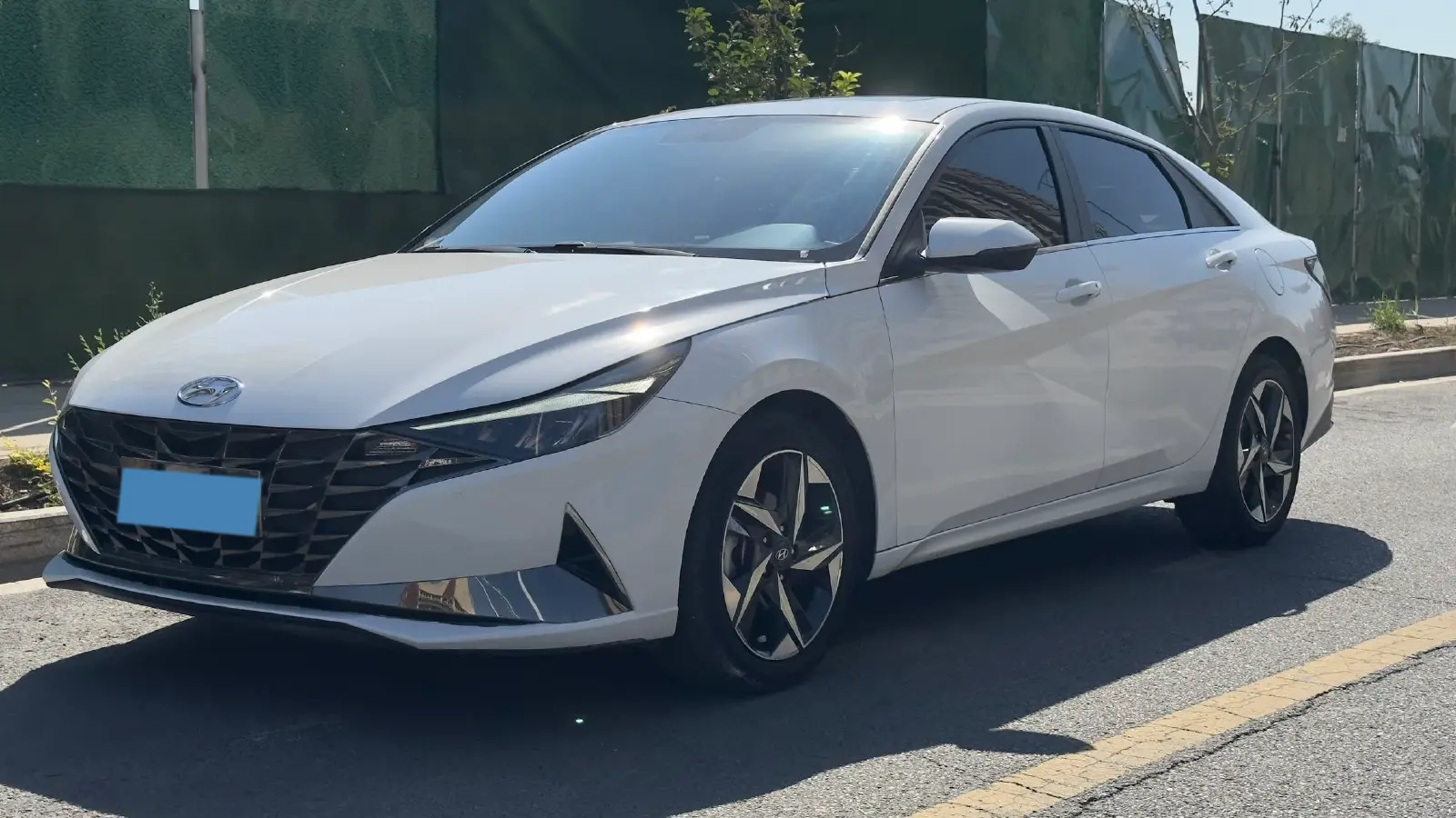 2022 Hyundai Elantra 1.5L 115HP L4 CVT