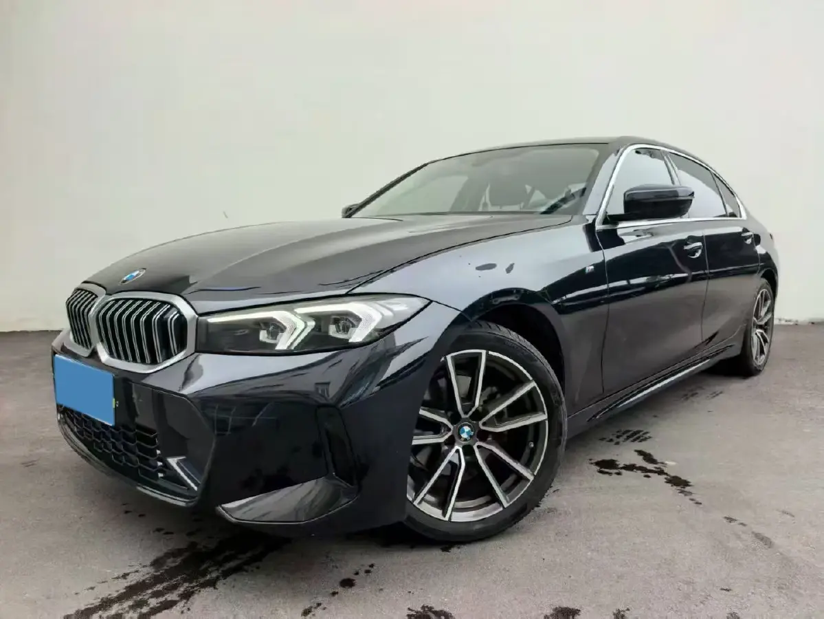 2024 BMW 3 Series 2.0T 156HP L4 8AT