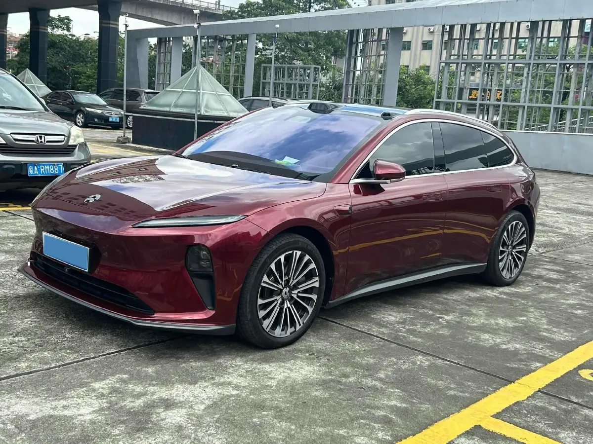 2024 NIO ET5T BEV 75KWH