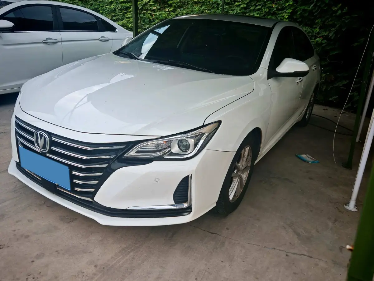2020 ChangAn Raeton CC 1.5T 156HP L4 6AT