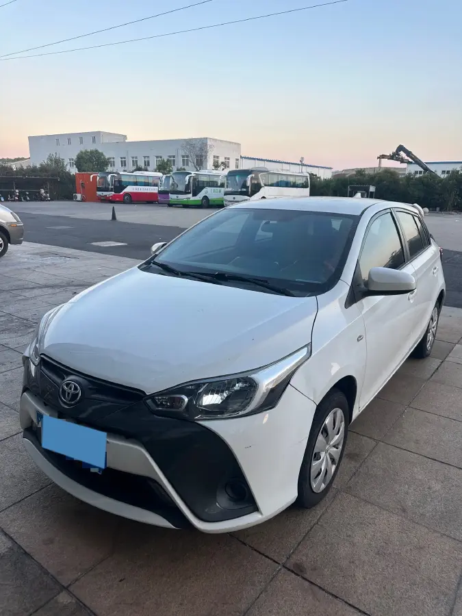 2019 Toyota Yaris L 1.5L 110HP L4 CVT