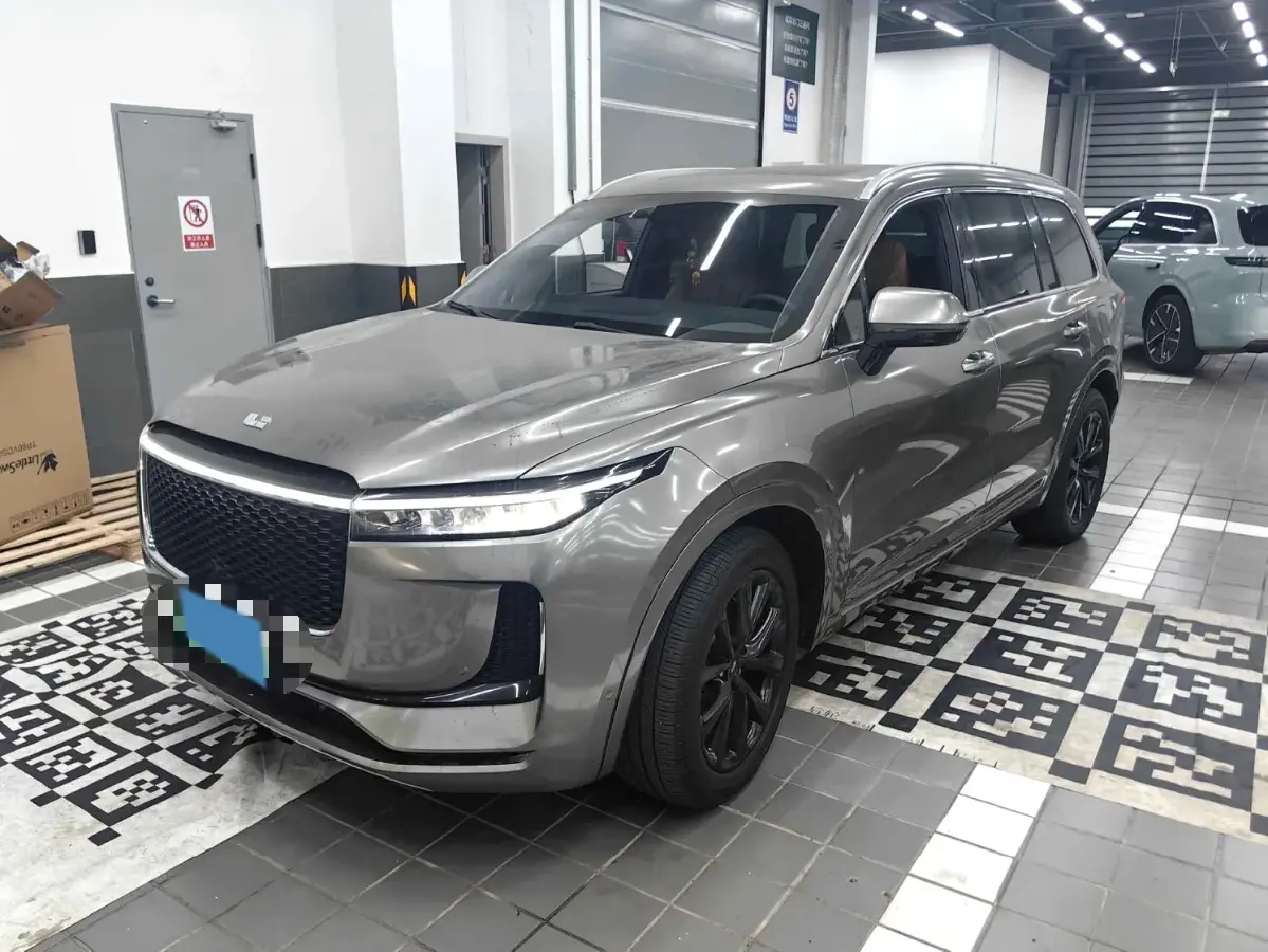 2020 Li ONE Range Extended 131HP REEV 40.5KWH