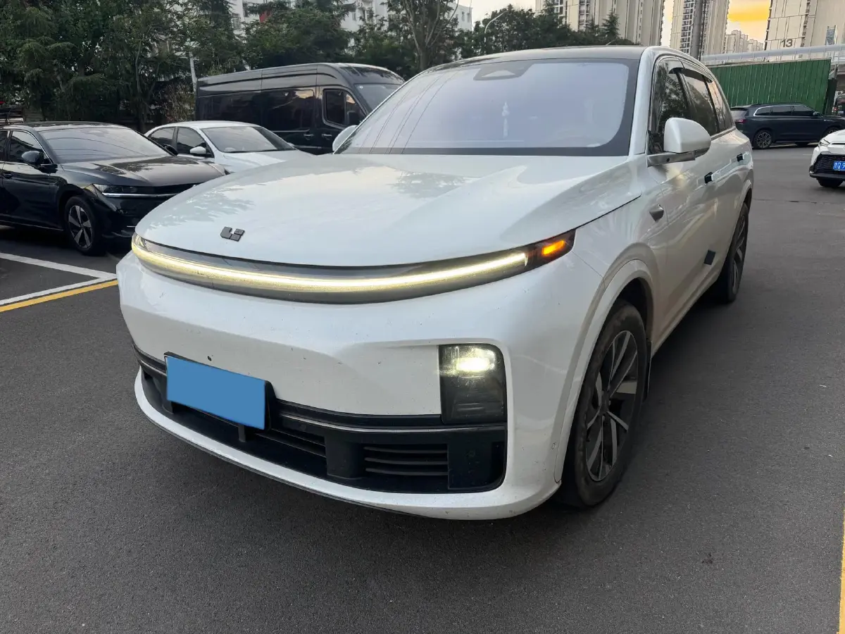 2023 Li L7 Range Extended 154HP REEV 40.9KWH
