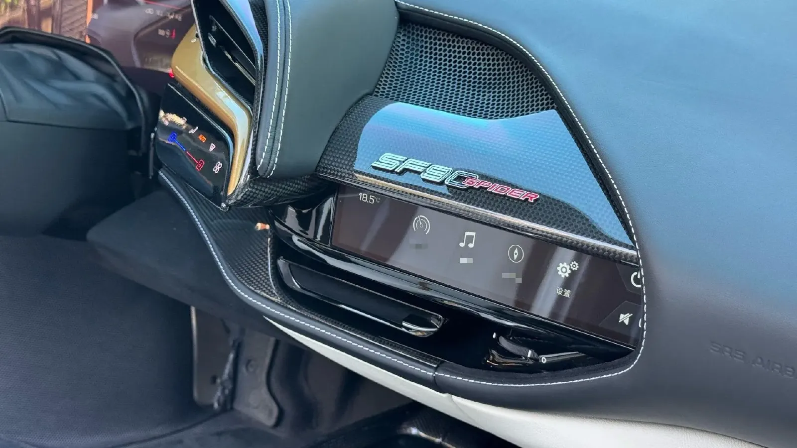 2021 Ferrari SF90 3.9T 781HP V8 8DCT PHEV 7.9KWH,autocango,china used car exporter,china ev exporter,chinese used car exporter,chinese used ev exporter