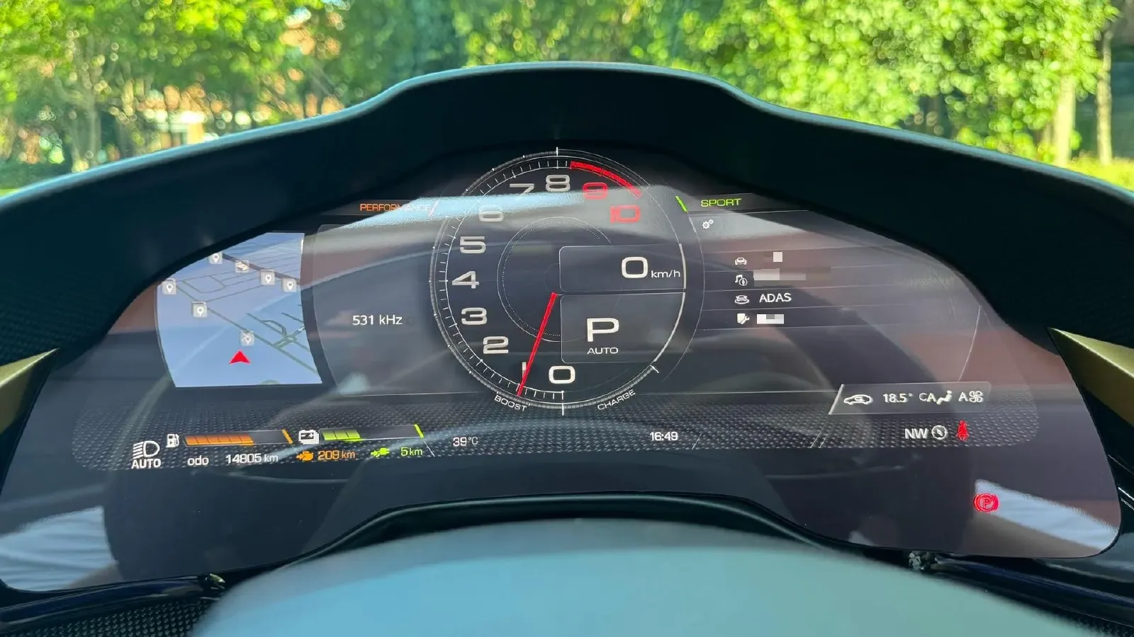 2021 Ferrari SF90 3.9T 781HP V8 8DCT PHEV 7.9KWH,autocango,china used car exporter,china ev exporter,chinese used car exporter,chinese used ev exporter