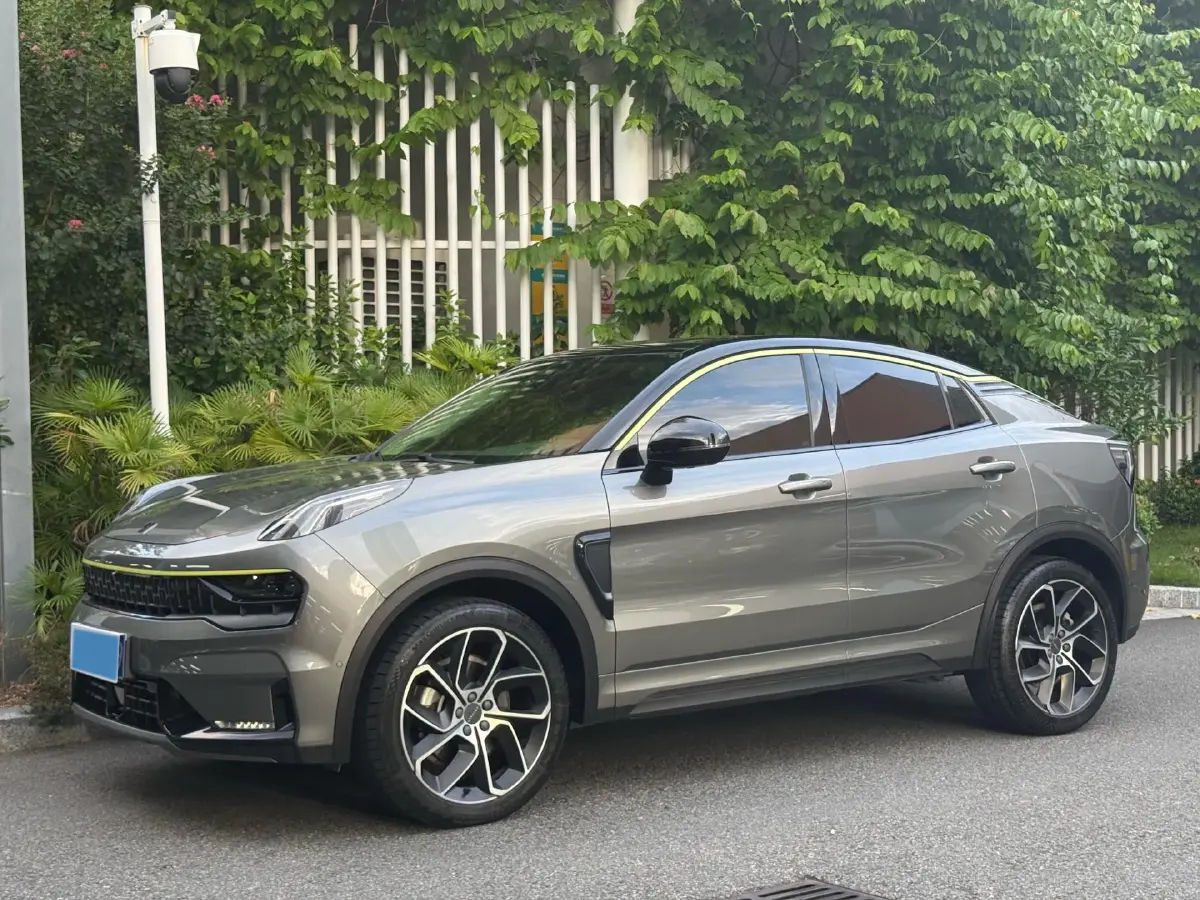 2020 LYNK&CO 05 2.0T 254HP L4 8AT