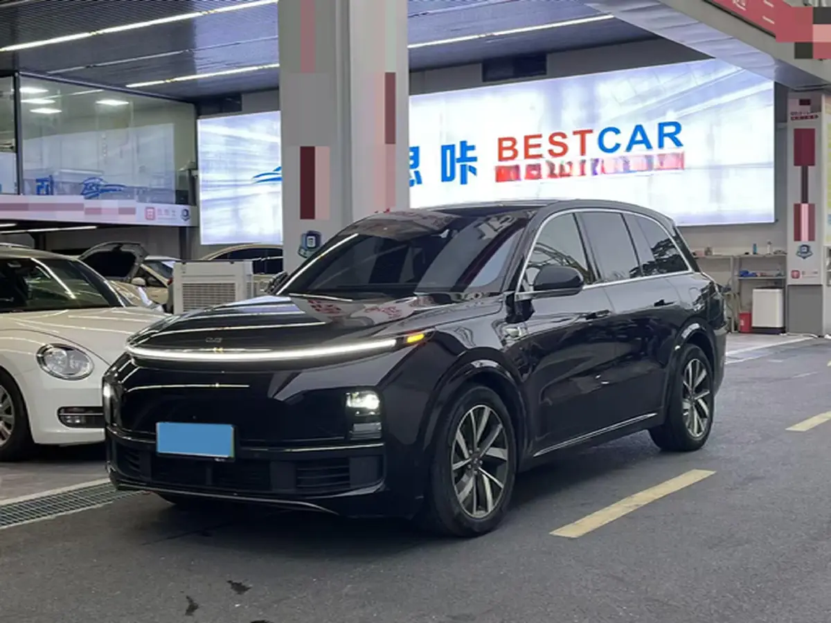 2023 Li L8 Range Extended 154HP REEV 40.9KWH